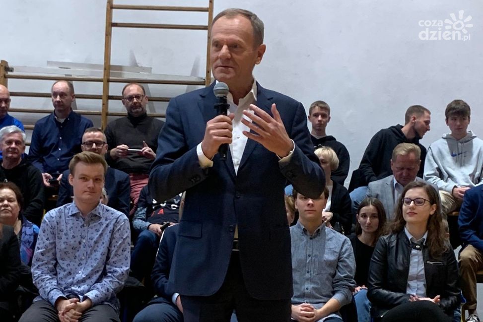 Donald Tusk w Sandomierzu: Kaczyński oddaj kasę!