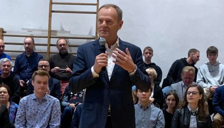 Donald Tusk w Sandomierzu: Kaczyński oddaj kasę!