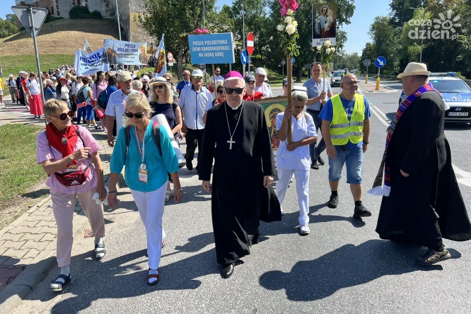 Wyruszyła 41. Piesza Pielgrzymka Diecezji Sandomierskiej na Jasną Górę