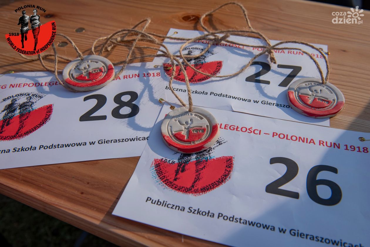 Biegiem i pieśniami uczcili Dzień Niepodległości