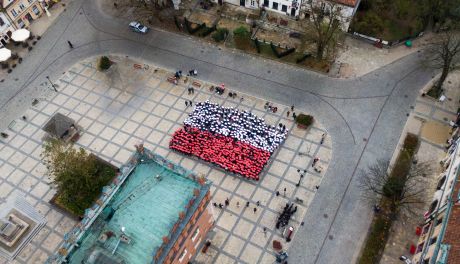 Happening "Żywa Flaga" z dużym zainteresowaniem