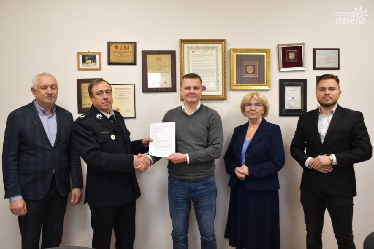 Podpisano umowę na dotację dla OSP w Bogorii Skotnickiej