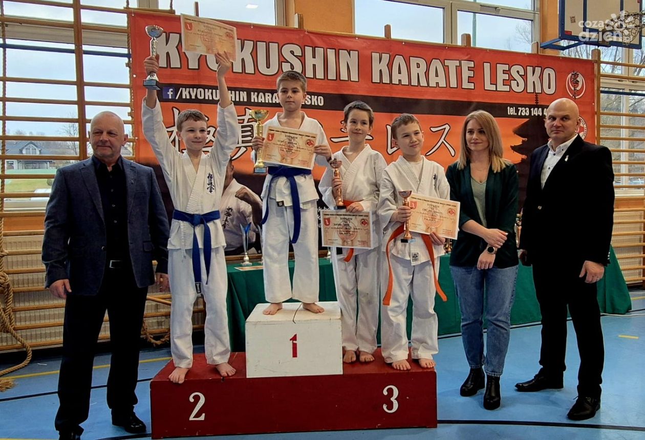 Karatecy na podium!