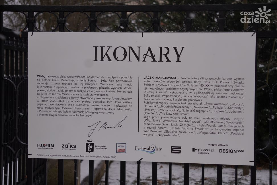 "Ikonary" zawisły na Collegium Gostomianum