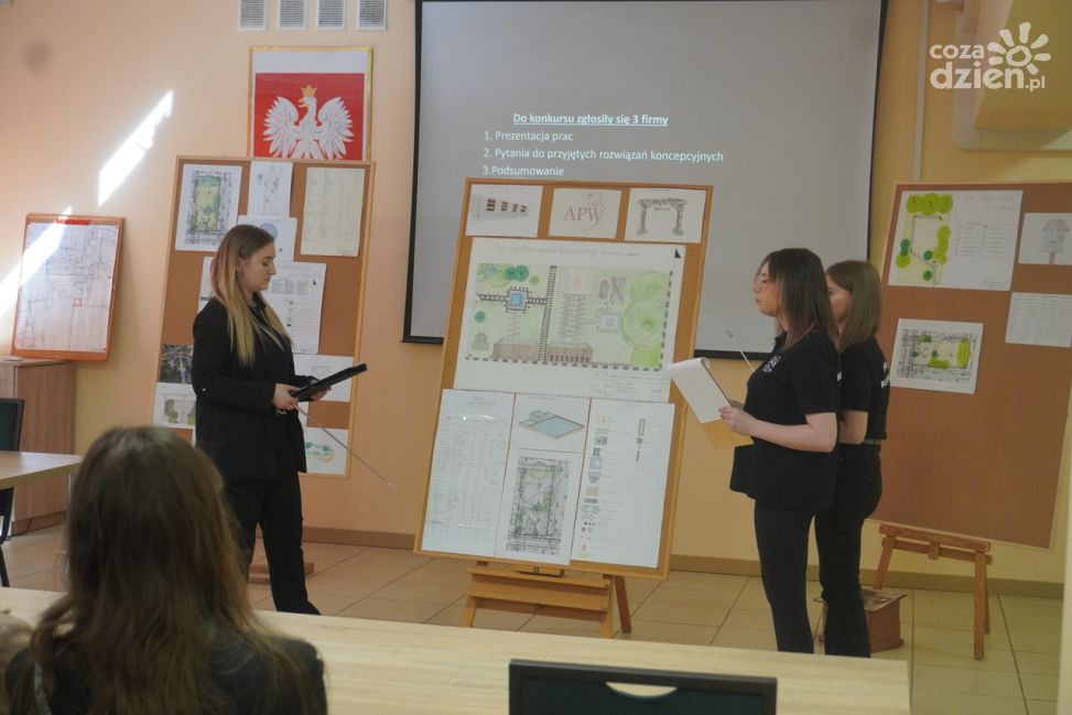 Uczniowie sandomierskie "Rolnika" projektują swoją przestrzeń (ZDJĘCIA)