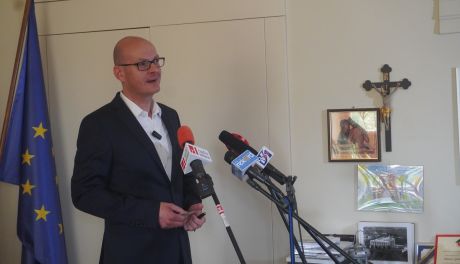 Studnia na staromiejskim Rynku już odnowiona i odsłonięta