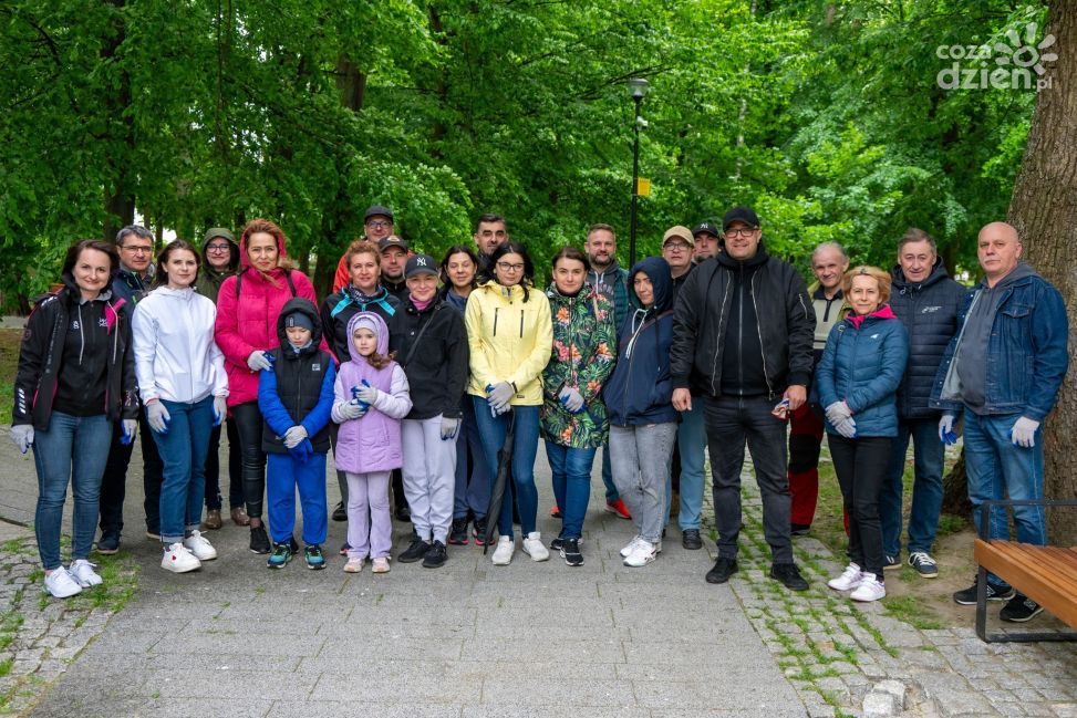 Sandomierz sprząta wspólnie! Mieszkańcy pokazali, że mają serce do miasta