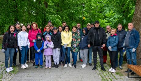 Sandomierz sprząta wspólnie! Mieszkańcy pokazali, że mają serce do miasta