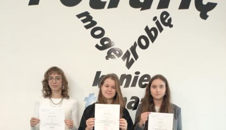Trzy finalistki z Głazowa – uczennice Szkoły Podstawowej z sukcesem w wojewódzkim konkursie z języka polskiego