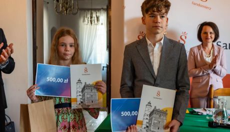 Młodzi mistrzowie uhonorowani przez Radę Miasta