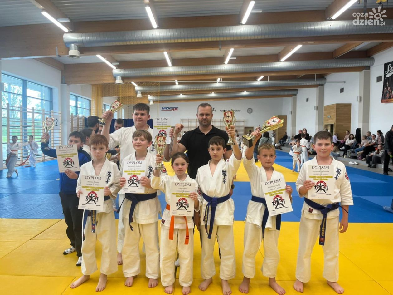 Medalowy weekend Klubu Karate Andrzeja Orłowskiego z Sandomierza!(ZDJĘCIA)