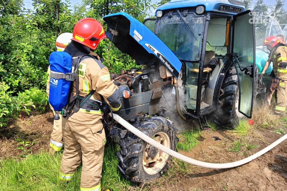 Pożar ciągnika rolniczego w Zajeziorzu