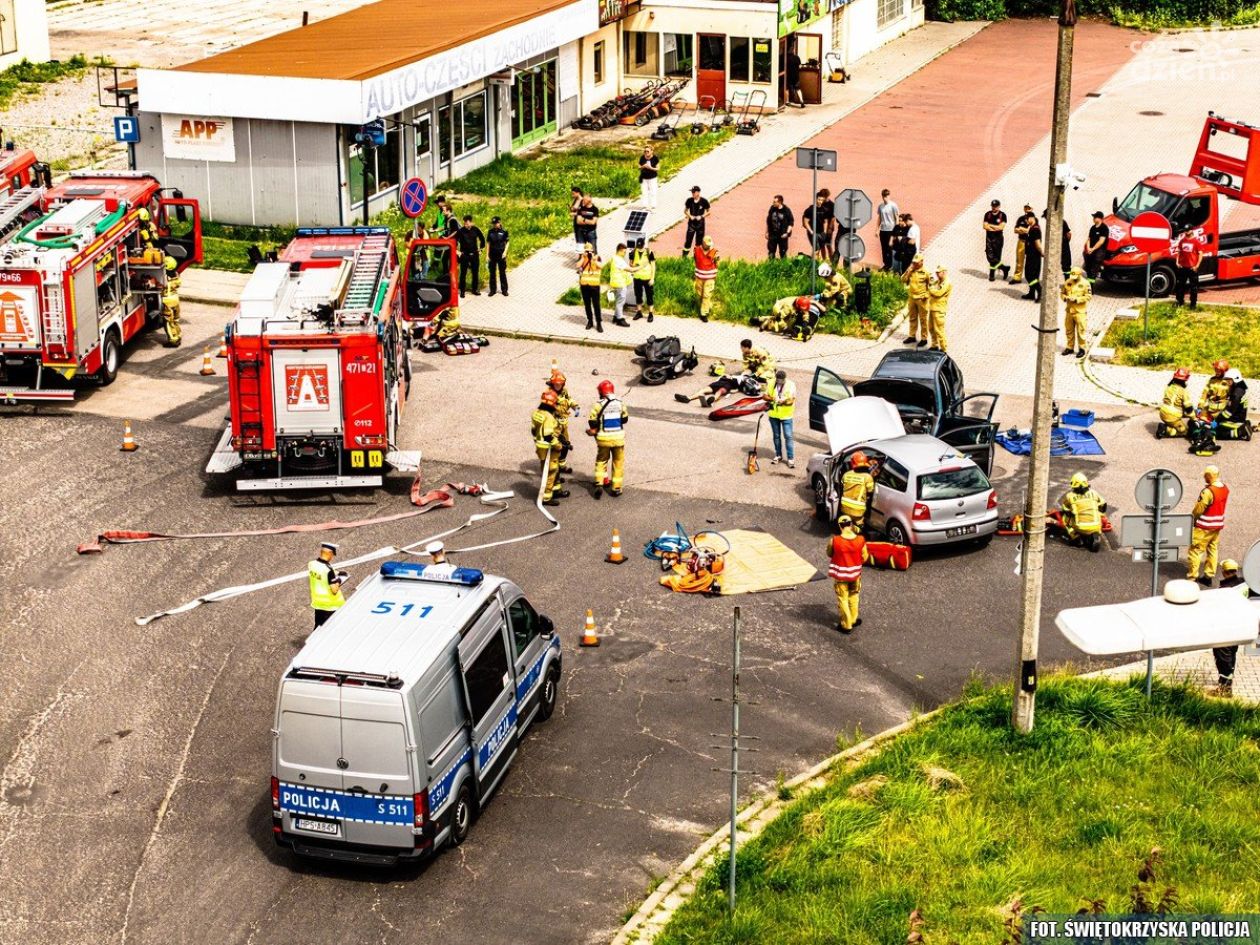 Ćwiczenia służb ratunkowych i Policji w realnych warunkach