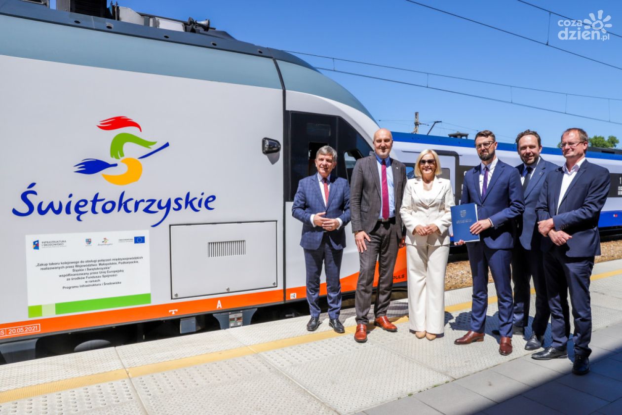 Nowoczesne pociągi dla Świętokrzyskiego. Podpisano umowę wartą ponad 145 milionów złotych