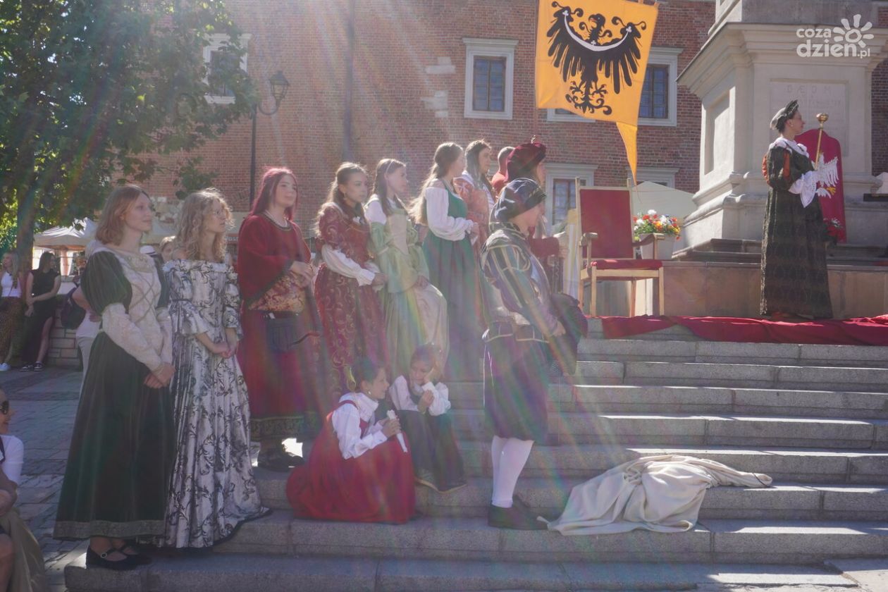 Sandomierz w czasach Jagiellonów – Jarmark i Hołd Pruski przyciągnęły tłumy!