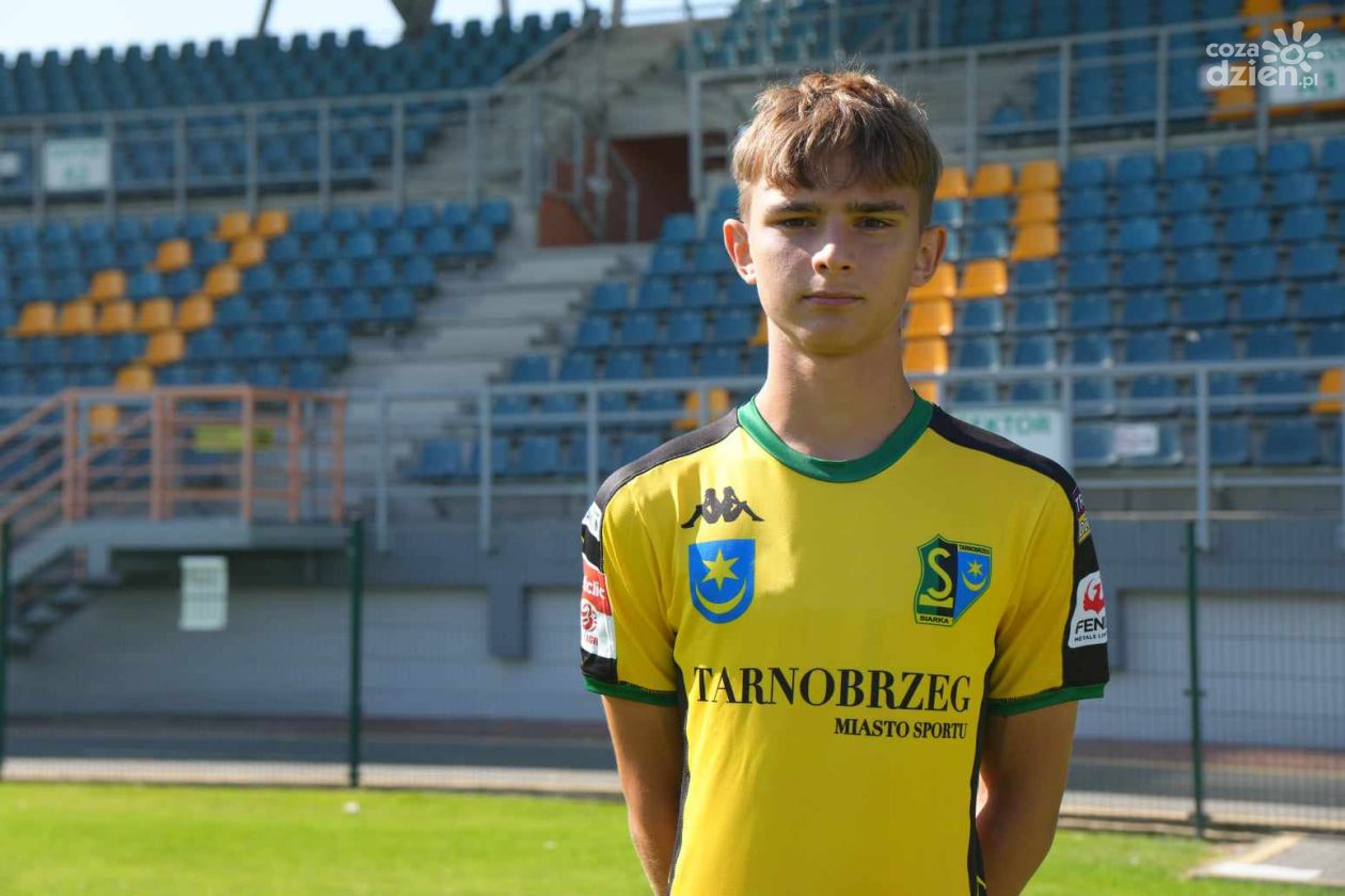 Łukasz Siedlecki żegna się z Siarką – 17-letni obrońca przenosi się do KSZO 1929 Ostrowiec Świętokrzyski