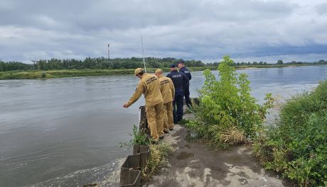 Policja w Sandomierzu w pełnej gotowości. Zagrożenie powodziowe pod kontrolą
