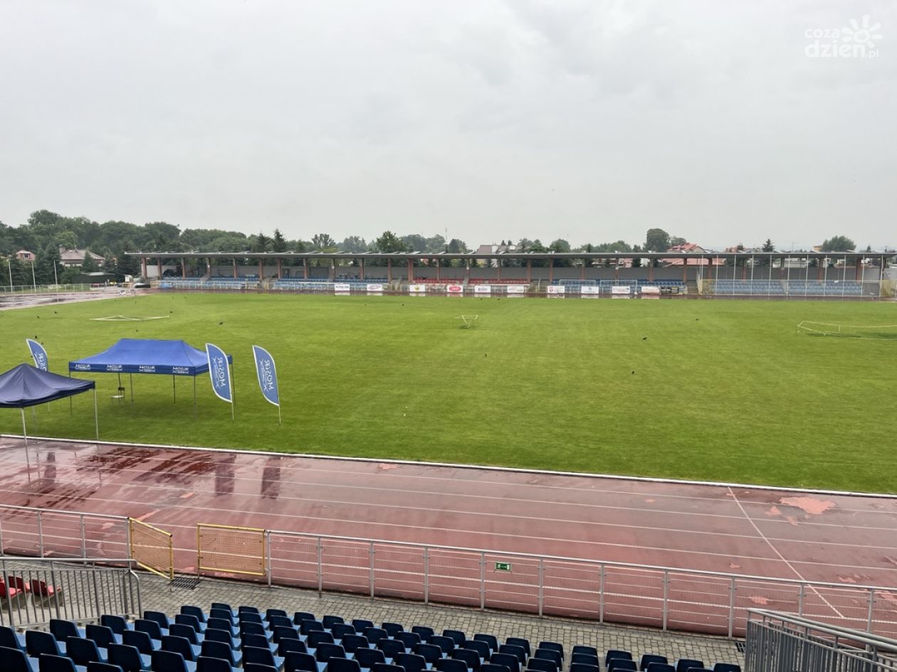 Wiceminister Sportu - Ireneusz Raś w Sandomierzu. Rusza walka o nowoczesne boiska i remont stadionu