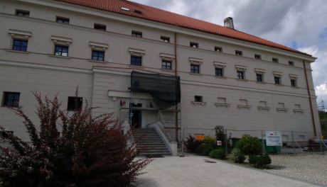 Zamek Królewski w Sandomierzu poddawany konserwacji. Trwa remont elewacji i zabytkowych detali
