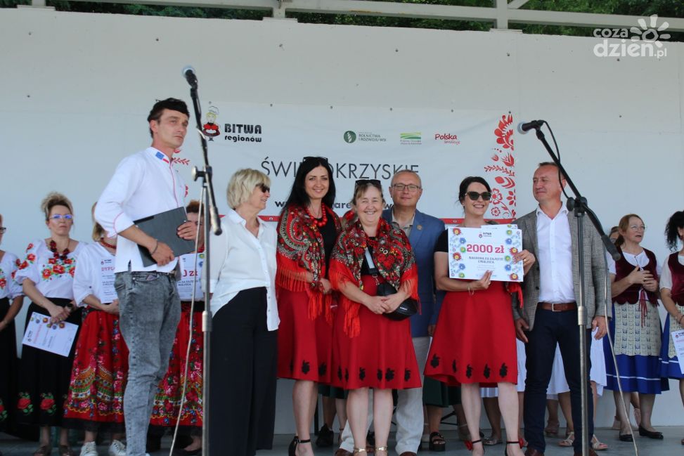 Dwikozy gościły „Bitwę Regionów” – kulinarne zmagania Kół Gospodyń Wiejskich i rodzinny piknik