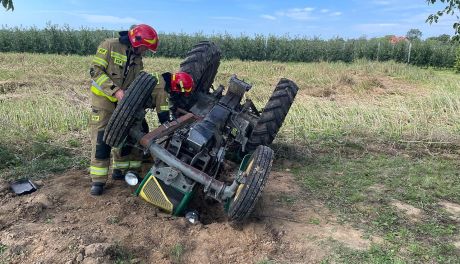 Wypadek w Nowej Wsi. Traktor przygniótł 71-latka podczas prac polowych