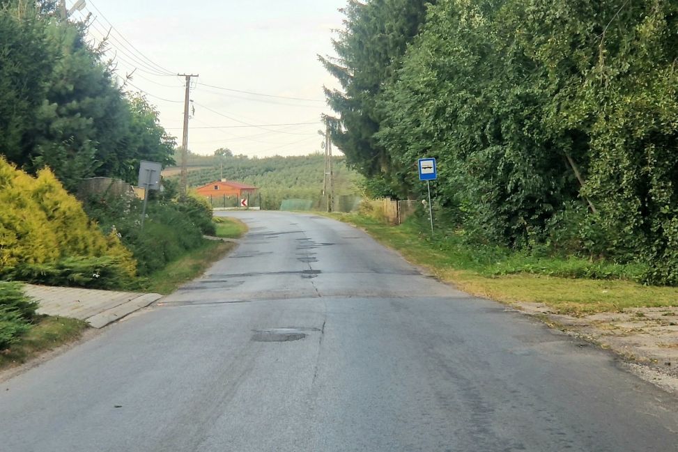 Powiat Sandomierski stara się o dofinansowanie przebudowy drogi w Polanowie