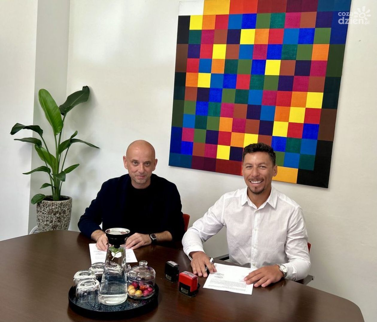 Nowe inwestycje powiatowe w Sokolnikach i Dąbrowicy – modernizacja chodników rusza