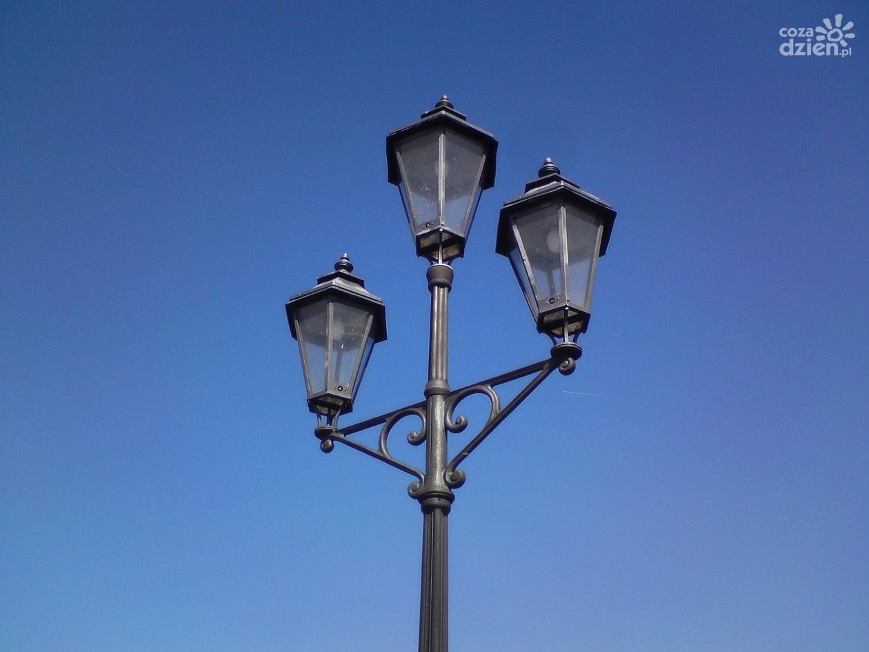 Interpelacja w sprawie niesprawnych lamp na ul. Milberta