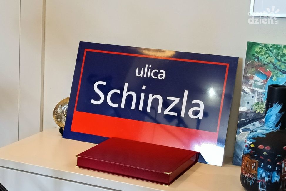 Nowe tablice ulic w Sandomierzu będą zawierały pełne imiona patronów