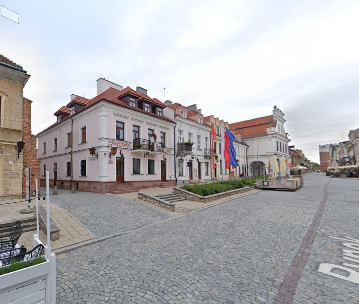 Poczta Polska zostaje w kamienicy przy Rynek 6. Kamienica Oleśnickich tylko dla turystów