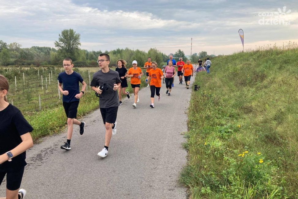 Weekend pełen biegania w Sandomierzu – emocje na trasach Parkrun i Biegu Szklarskiego
