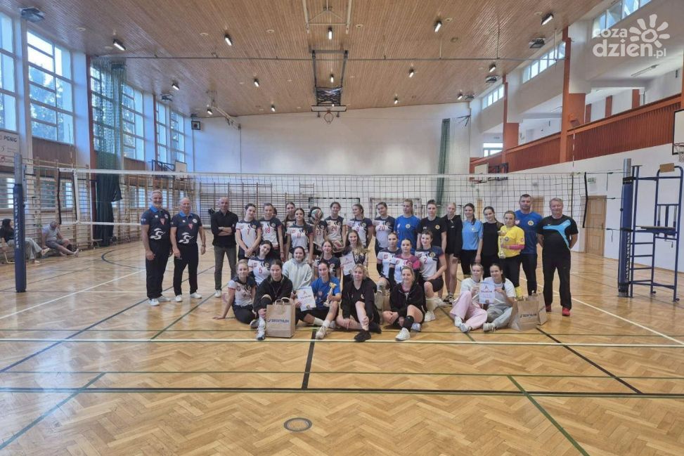Rywalizacja i emocje na Turnieju Piłki Siatkowej Kobiet w Sandomierzu