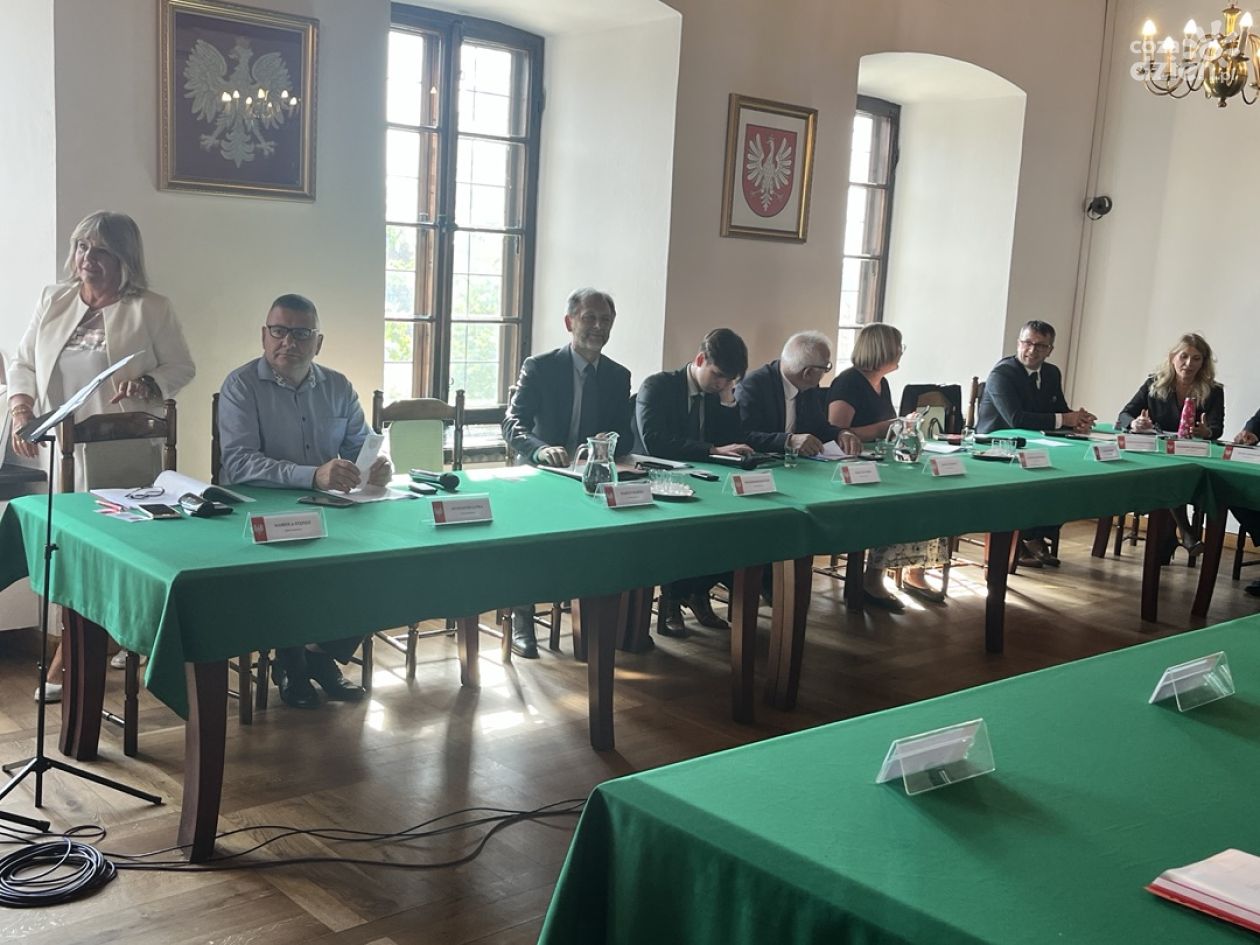 Radni Sandomierza zbiorą się na XXII sesji. W planach m.in. inwestycje drogowe i strategia klimatyczna