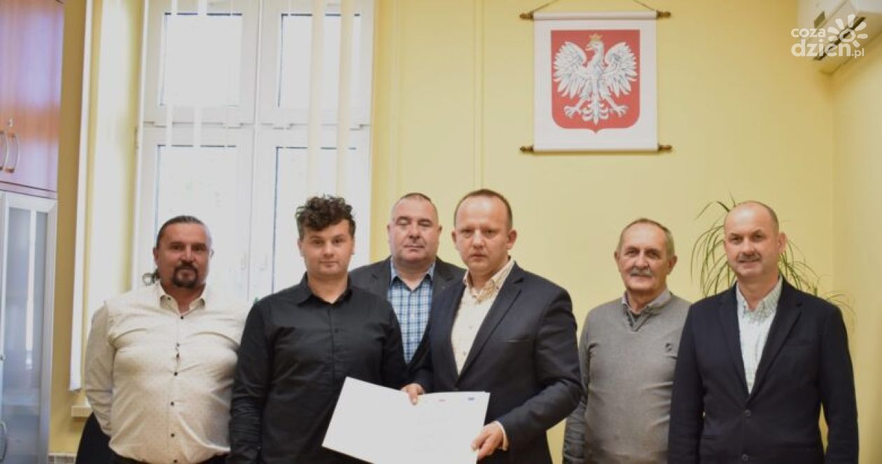 Baranów Sandomierski: podpisano umowę na modernizację Ośrodka Kultury