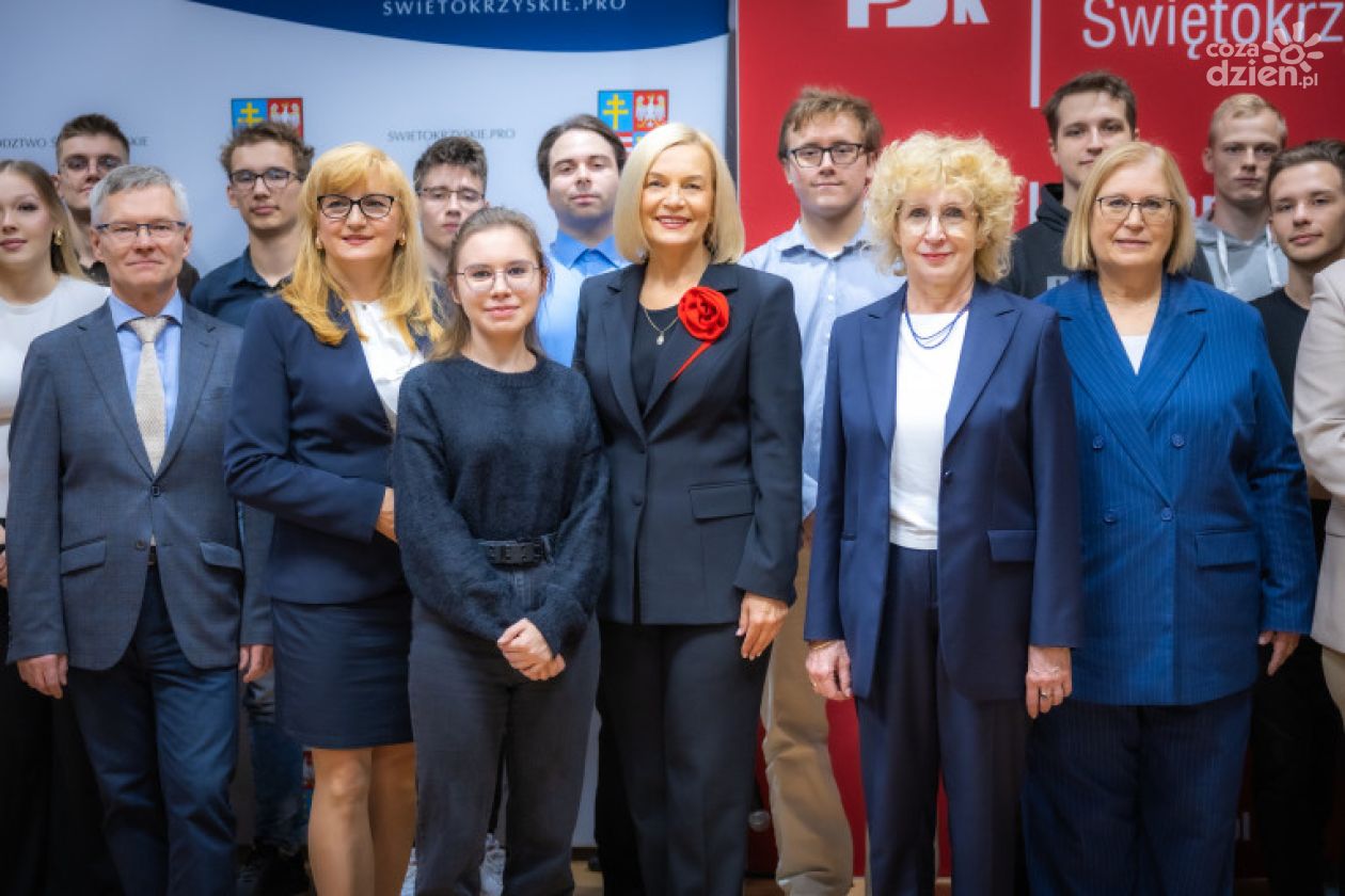 Trwa nabór wniosków na stypendia dla świętokrzyskich studentów i uczniów