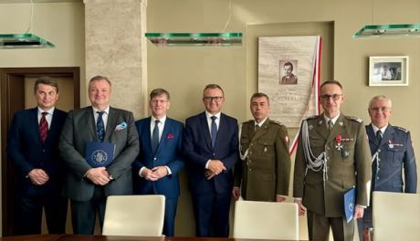 Wojskowy Instytut Medyczny i Szpital w Sandomierzu podpisali umowę o współpracy w zakresie szkoleń robotycznych