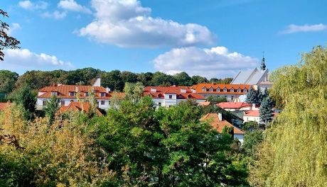 Jesień w Sandomierzu – idealny czas na zwiedzanie i lokalne atrakcje