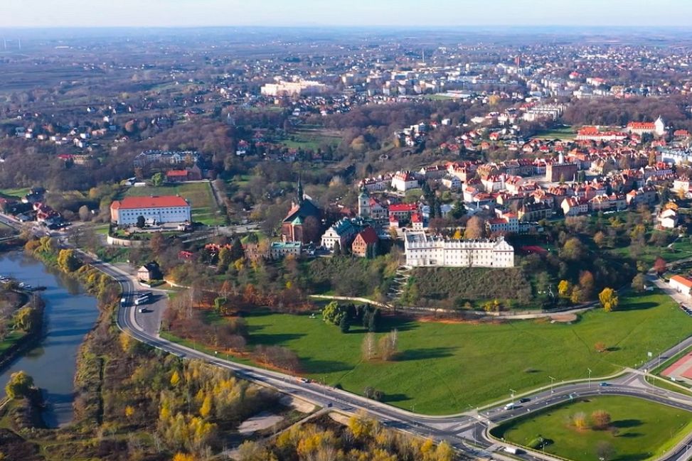 Sandomierz lepiej chroniony przed powodzią – podpisano umowę na opracowanie Studium Wykonalności