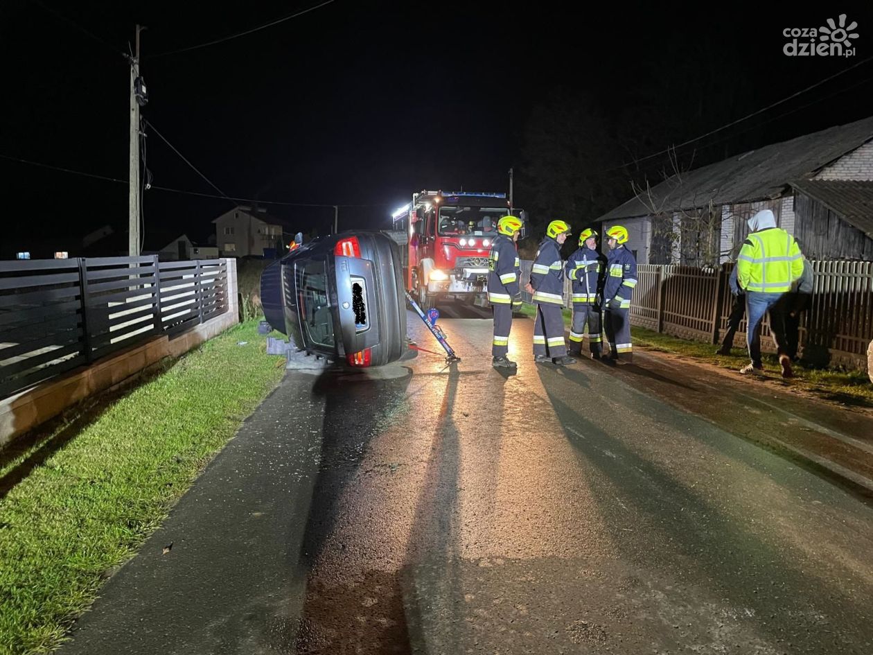 Kolizja w Bazowie. Dziecko trafiło do szpitala