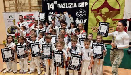 26 medali dla „Trójki”! Sandomierscy karatecy na podium Polish Open WKB Galizia Cup 2025