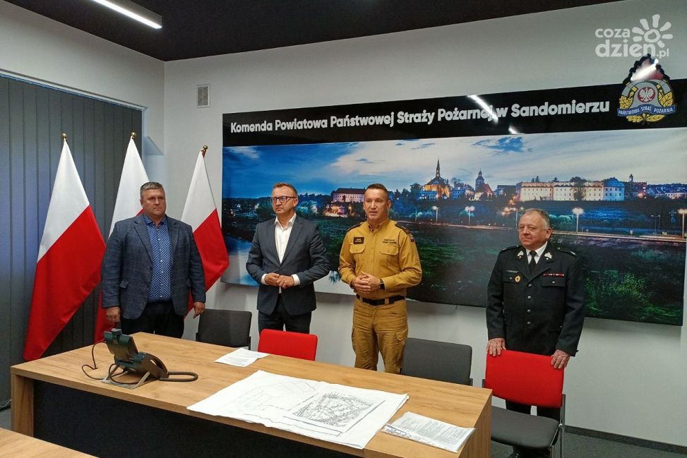 Nowi kierowcy dla straży – powiat sandomierski inwestuje w szkolenia OSP