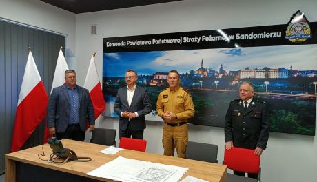 Nowi kierowcy dla straży – powiat sandomierski inwestuje w szkolenia OSP