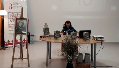 Spotkanie autorskie z Haliną Piskorską w sandomierskiej bibliotece