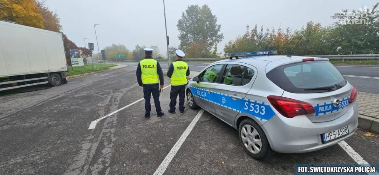 Weekendowe kontrole drogowe. 45 kierowców przekroczyło prędkość