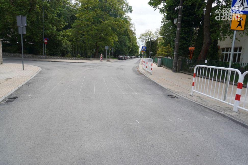 Przebudowa ulicy Słowackiego zakończona po opóźnieniach