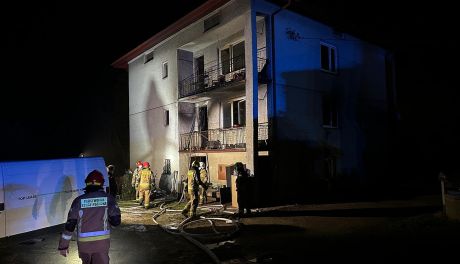 Pożar budynku mieszkalnego w Sandomierzu. Trzy osoby poszkodowane