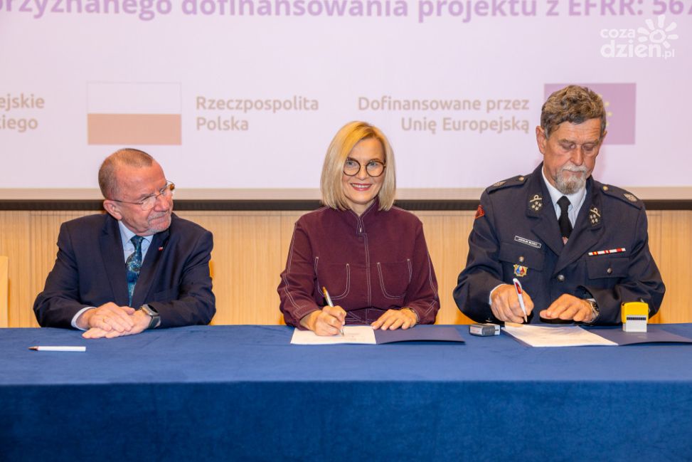 Trzy szkoły z Gminy Dwikozy zyskają nowoczesne systemy grzewcze i fotowoltaikę dzięki milionowemu wsparciu