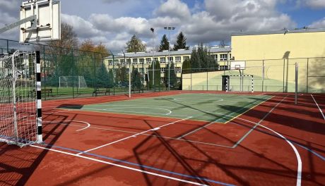 Zakończono modernizację kompleksu „Orlik” przy ZSTiO w Sandomierzu