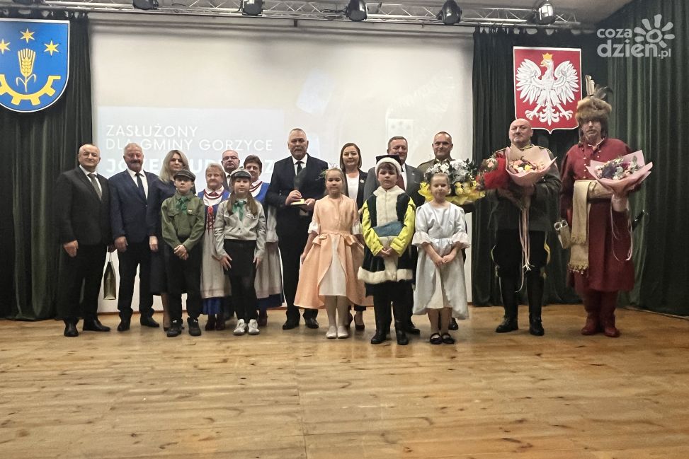 II Uroczysta Sesja Rady Gminy Gorzyce – wyróżnienia, stypendia i historyczne powołanie Młodzieżowej Rady (ZDJĘCIA)