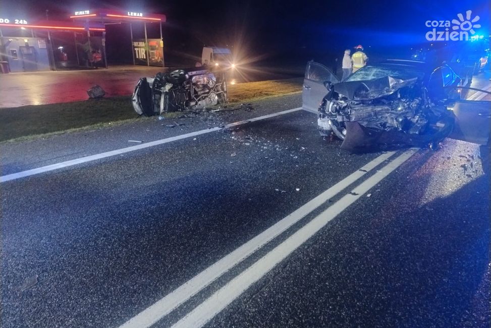 Śmiertelny wypadek w Łoniowie. Zginął kierujący jednym z pojazdów